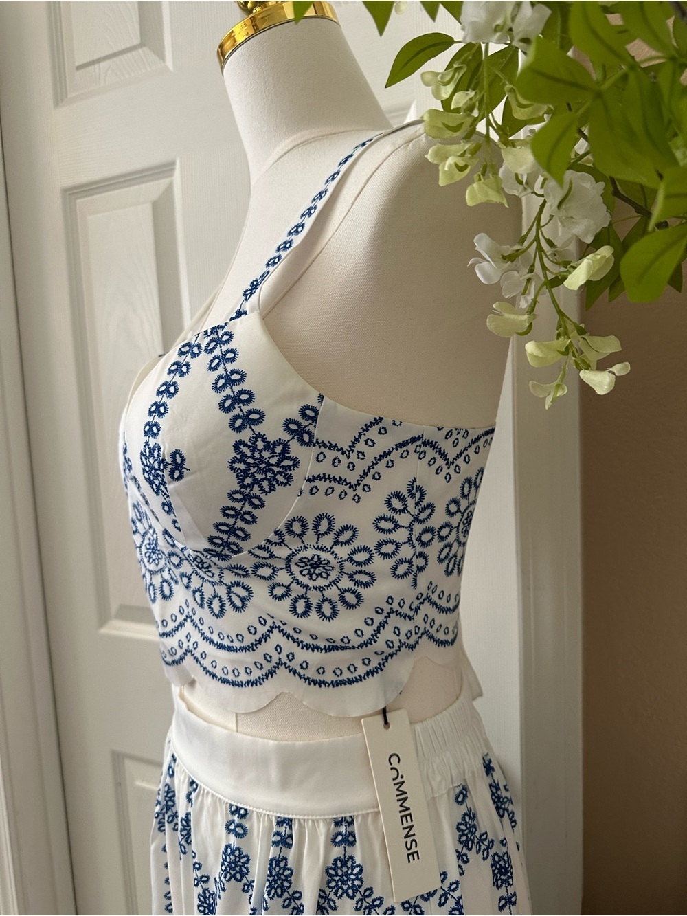 Commense - Printed Sleeveless Tie Back Skirt Set - Picture 5 of 10